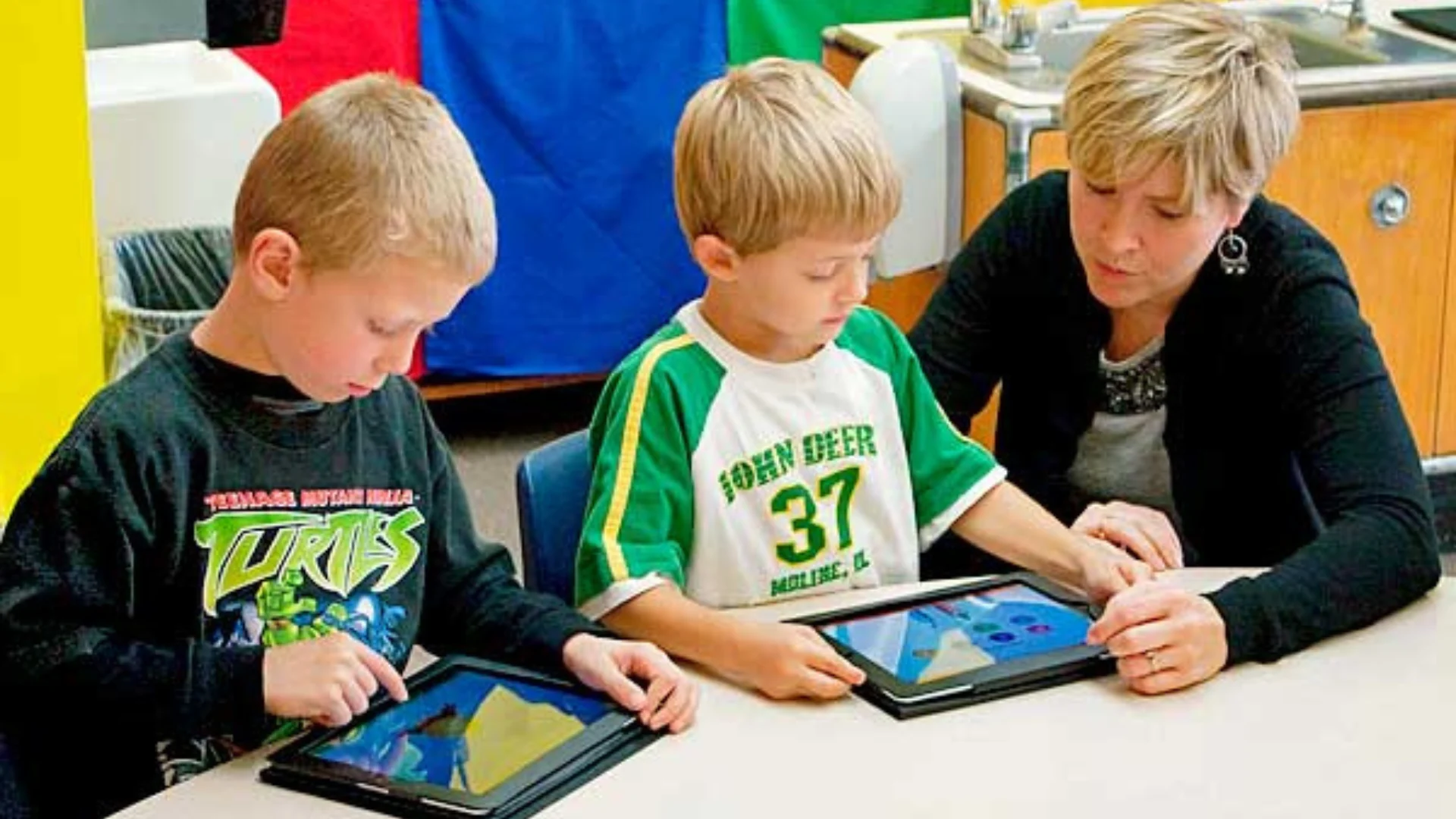 Videojuegos para plataformas educativas: Herramienta innovadora